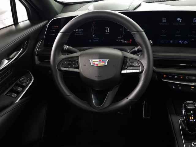 Used 2024 Cadillac XT4 Sport image 13
