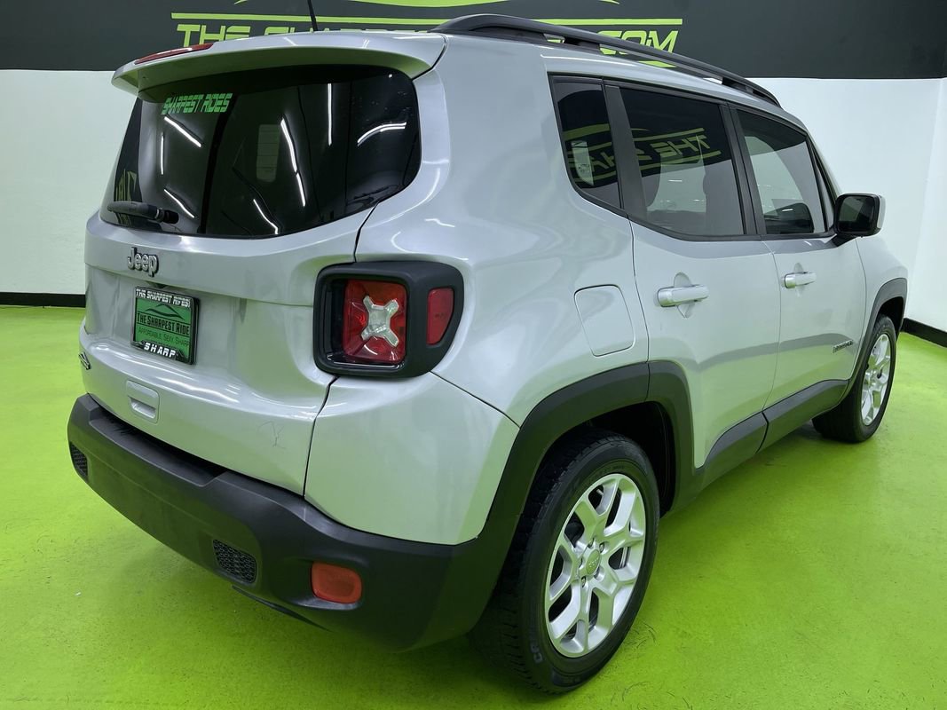 Used 2018 Jeep Renegade Latitude image 10