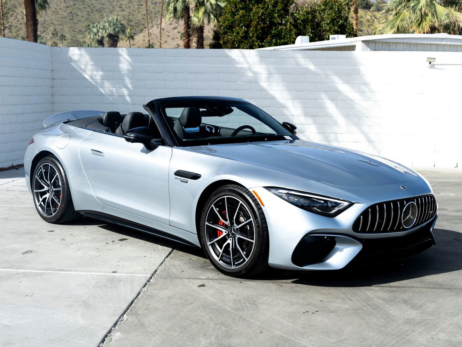 Used 2022 Mercedes-Benz SL 55 AMG 4MATIC video 3