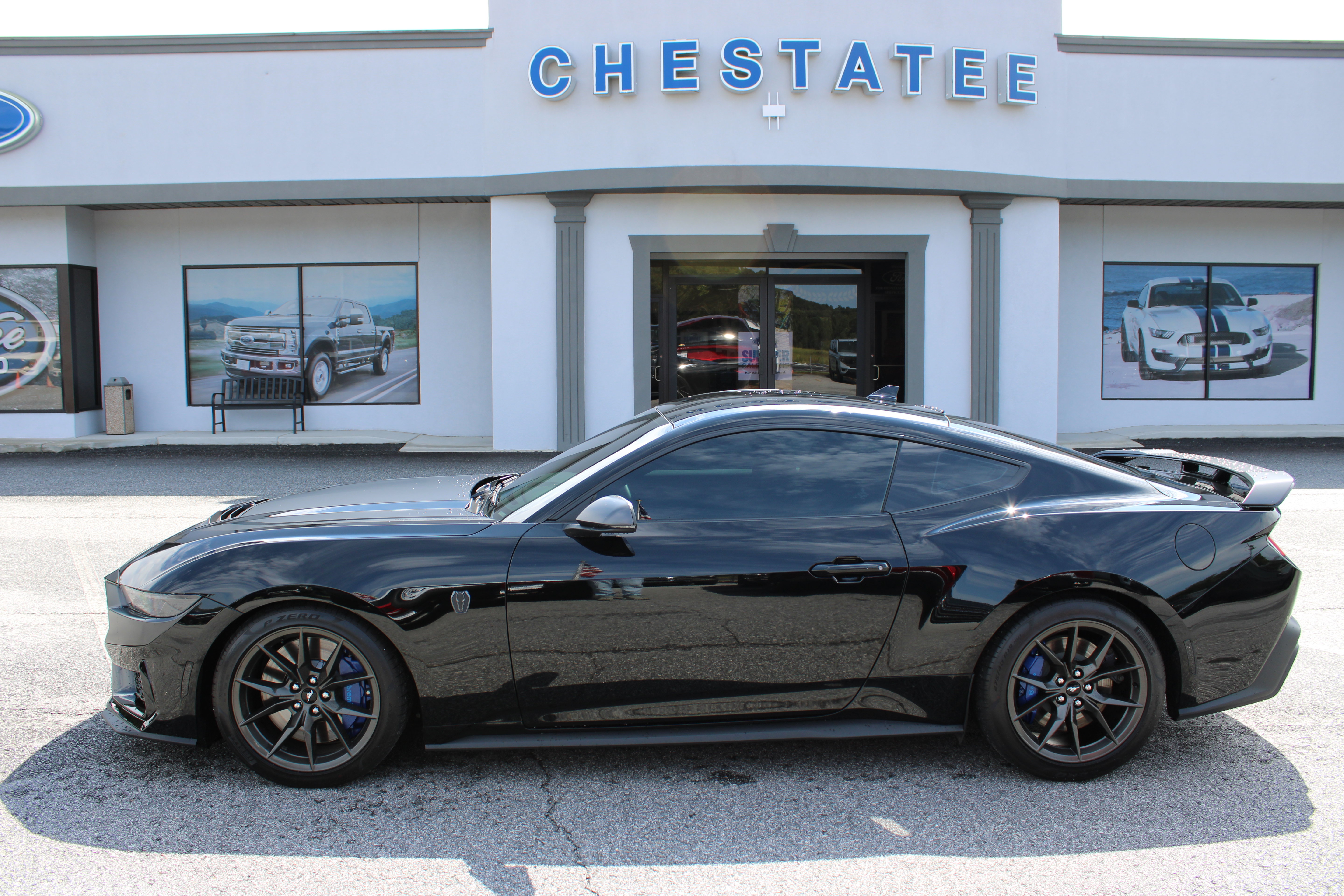 Used 2026 Ford Mustang Dark Horse RWD image 1