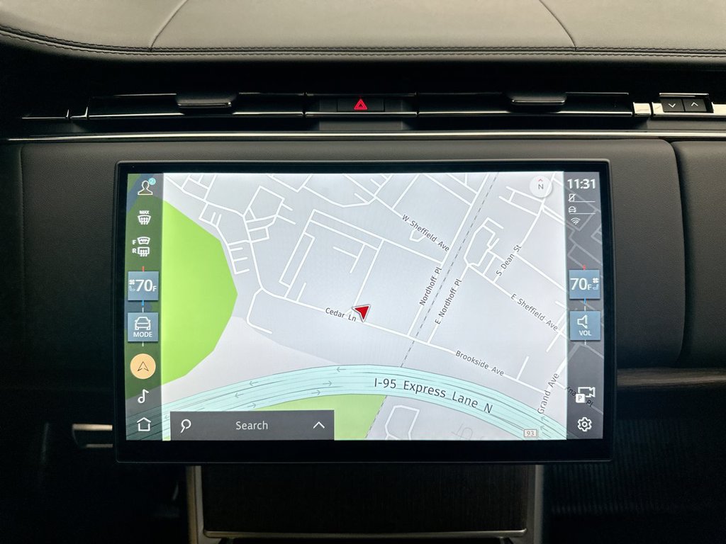 Certified 2025 Land Rover Range Rover SE AWD/4WD image 29