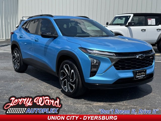 Used 2025 Chevrolet Trax RS w/ Sunroof Package