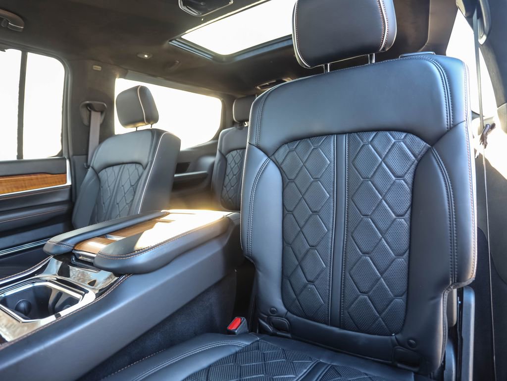 Used 2022 Jeep Grand Wagoneer Series III w/ Rear Seat Video Group 1 image 21