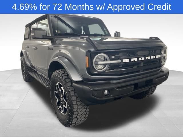 Used 2021 Ford Bronco Outer Banks image 1