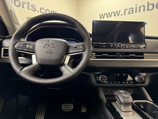 New 2025 Mitsubishi Outlander SEL image 10