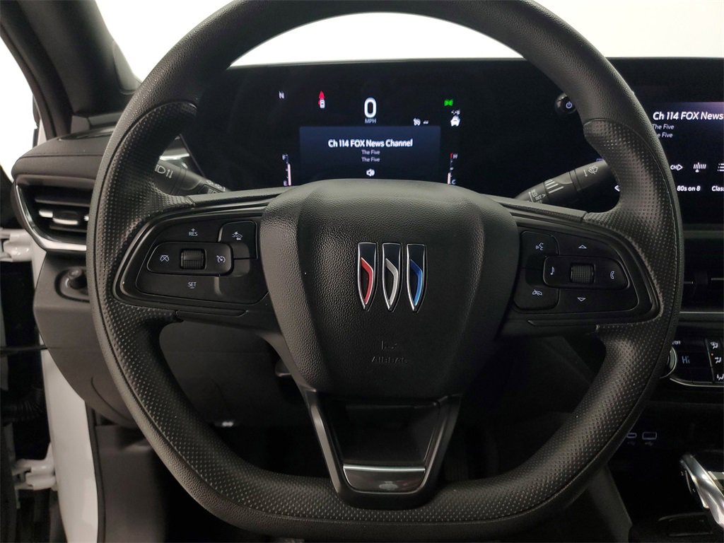 Used 2025 Buick Envista Preferred image 16