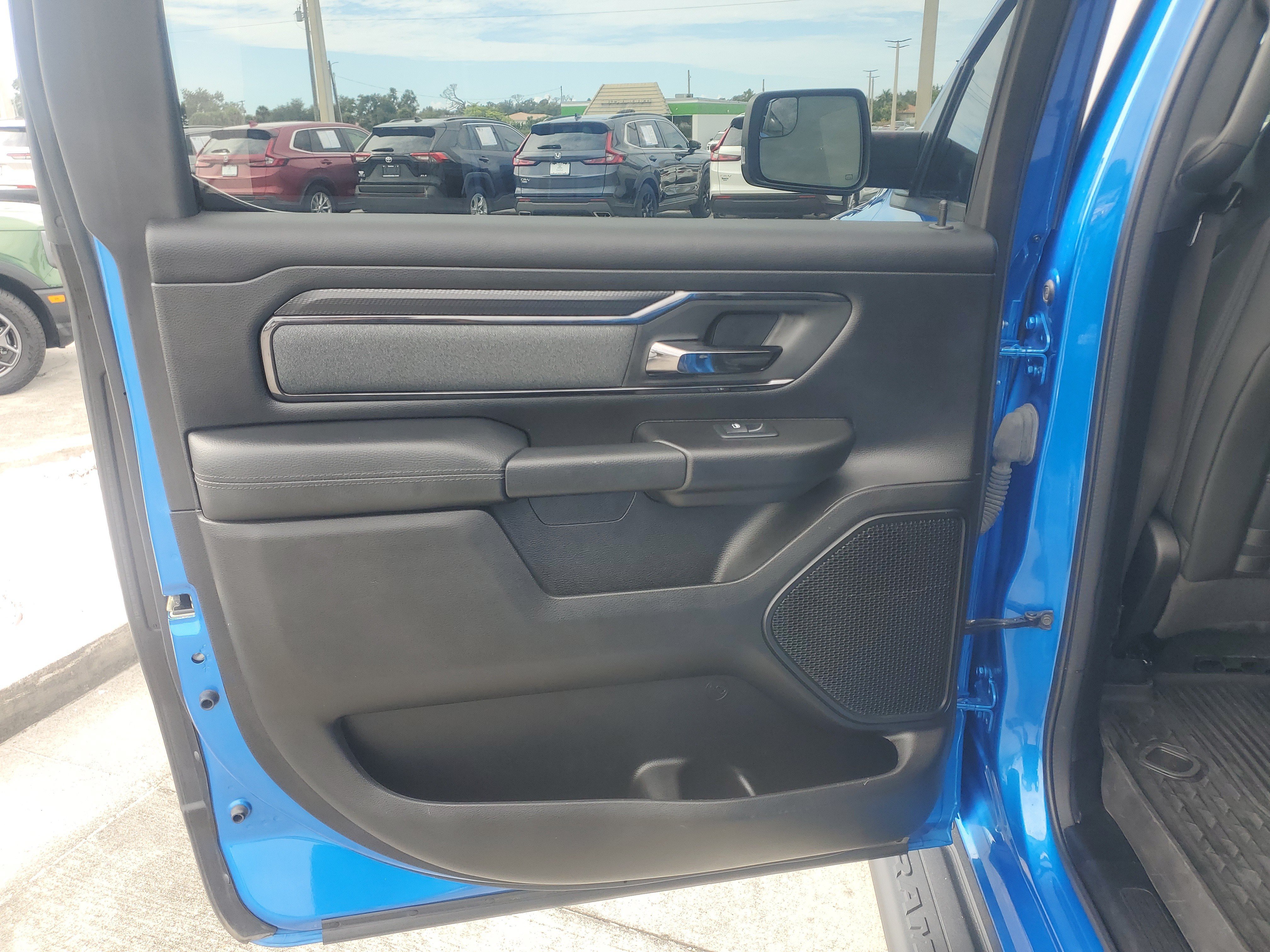Used 2023 RAM 1500 Big Horn AWD/4WD image 16