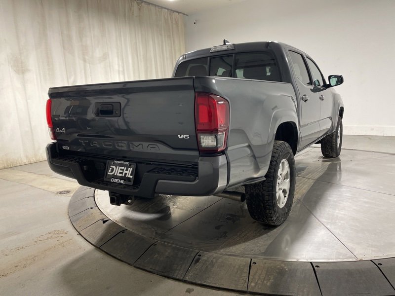 Used 2020 Toyota Tacoma SR image 7