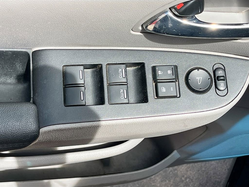 Used 2016 Honda Odyssey EX image 17