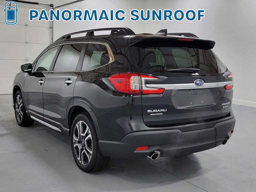 Used 2025 Subaru Ascent Touring AWD/4WD image 6