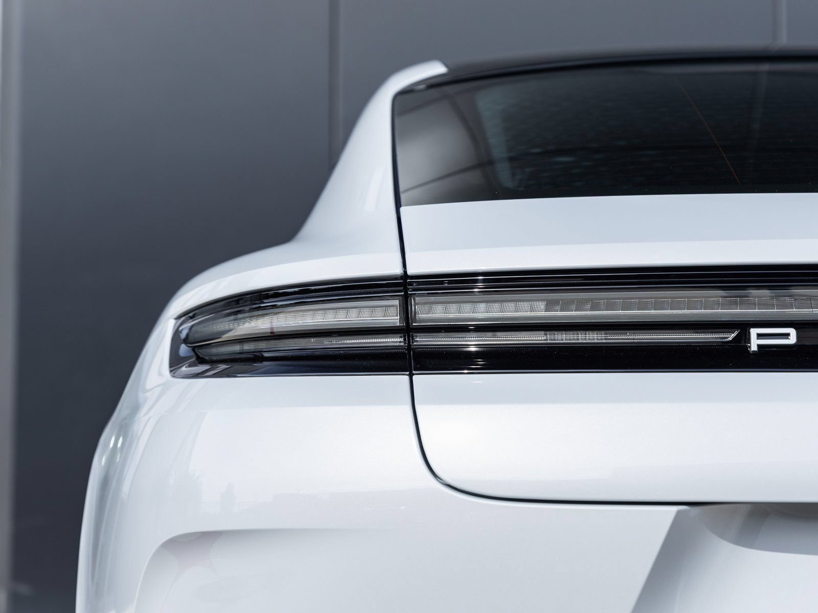 Certified 2026 Porsche Panamera RWD image 14