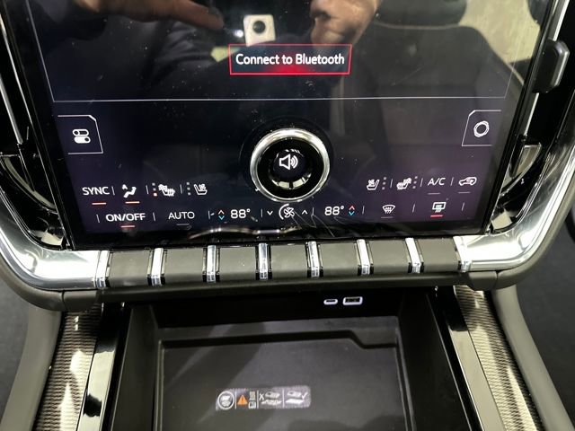 New 2025 GMC Yukon Elevation w/ Technology Package image 23