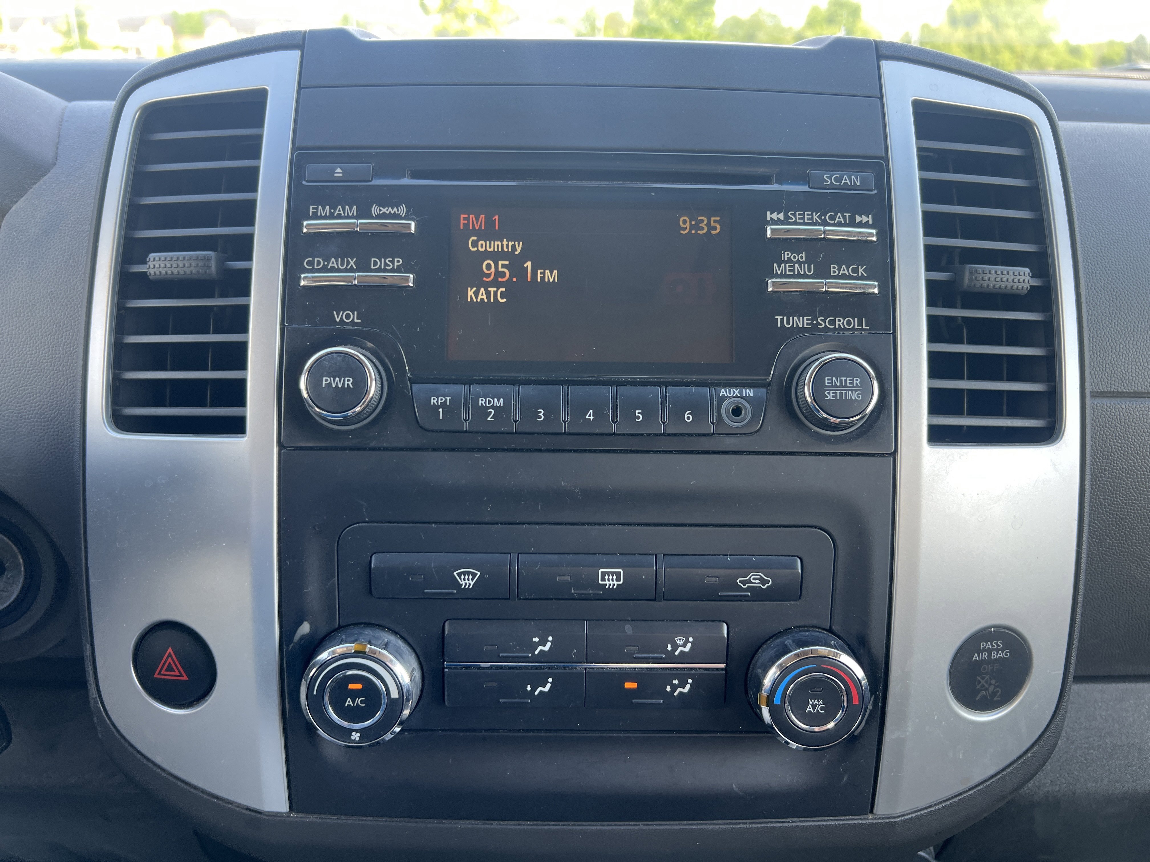 Used 2014 Nissan Xterra S w/ Value Package AWD/4WD image 25