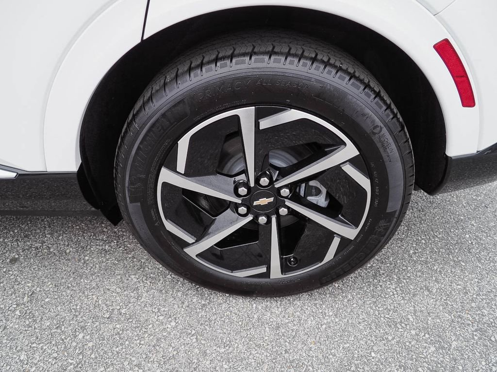 Used 2025 Chevrolet Equinox EV LT w/ Convenience Package FWD image 36