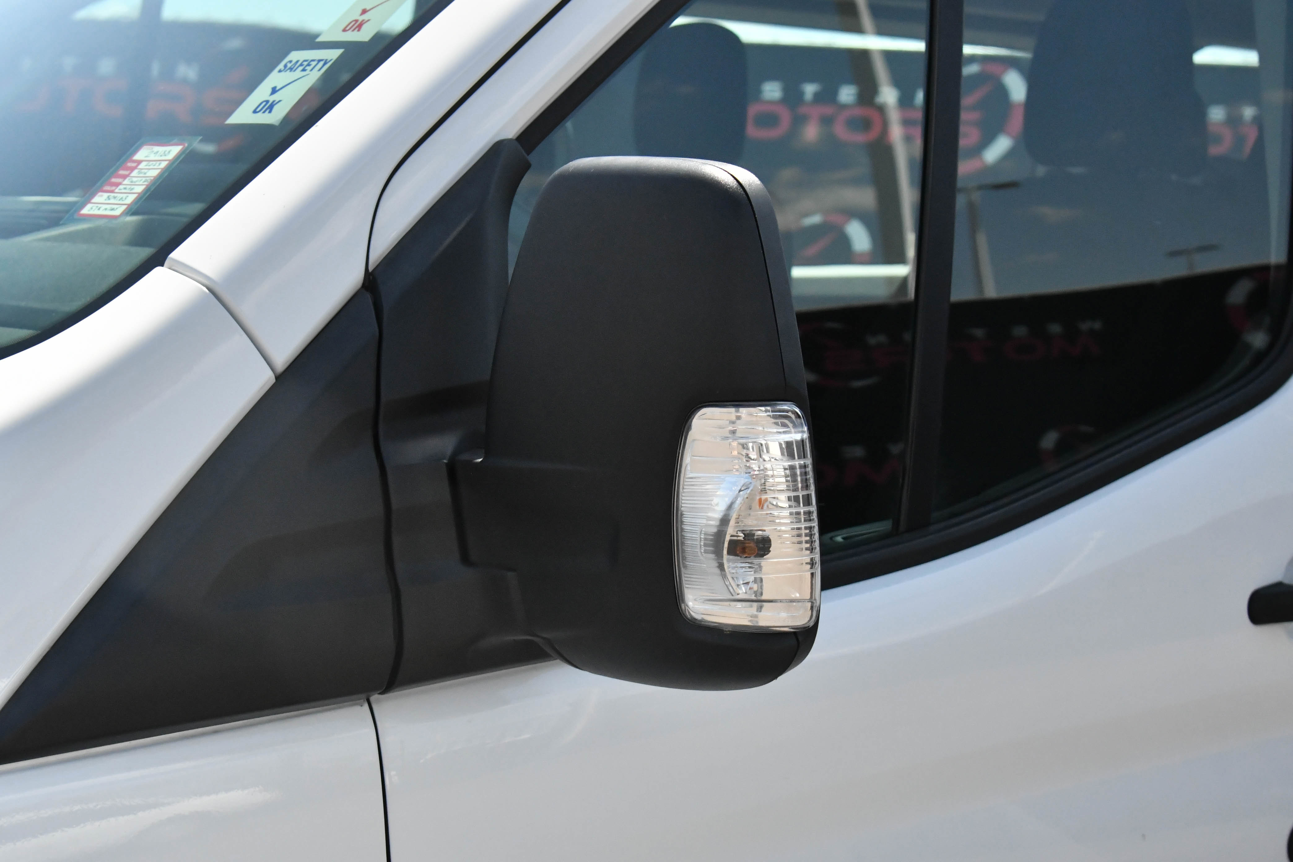 Used 2023 Ford Transit 350 XLT RWD image 13