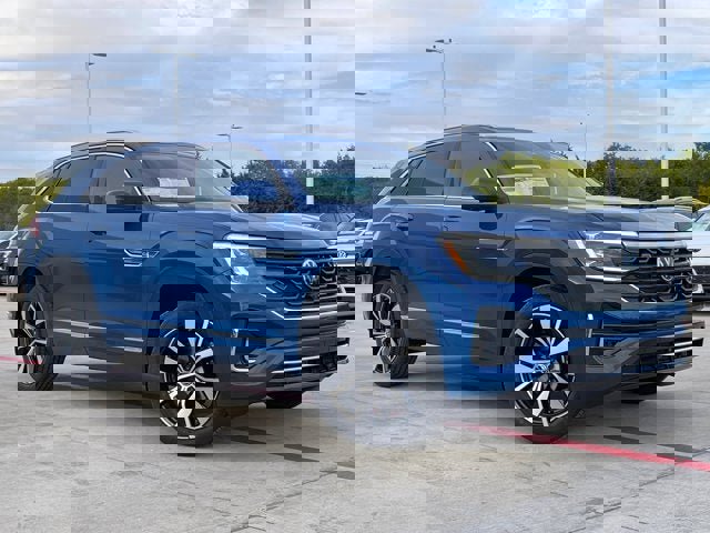 New 2026 Volkswagen Atlas Cross Sport SEL Premium R-Line image 5