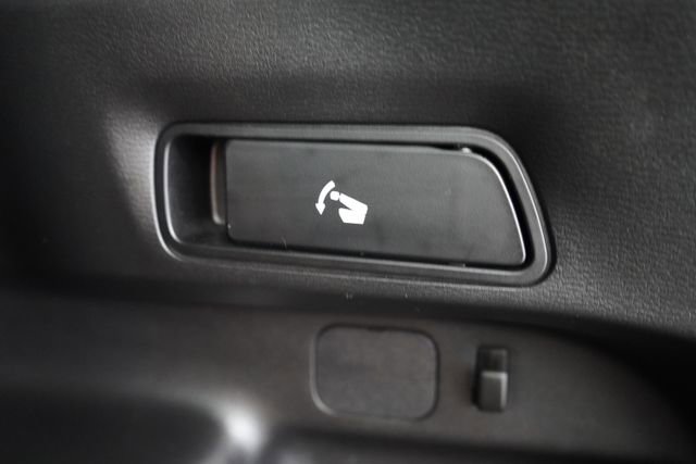 Used 2023 Mitsubishi Outlander SE image 64