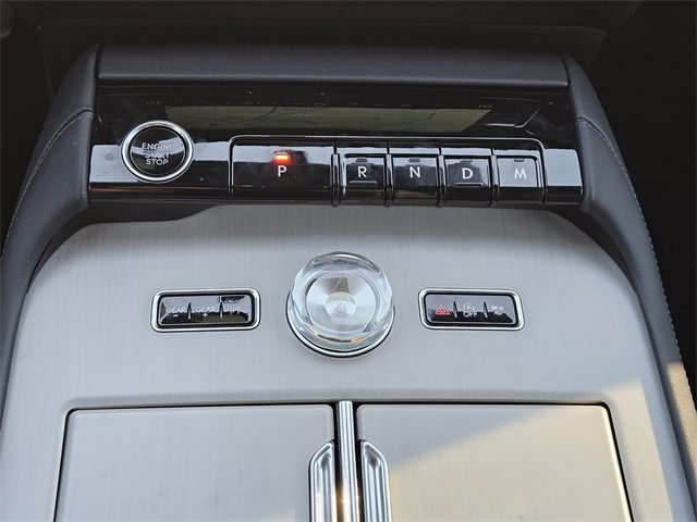 New 2025 Lincoln Navigator L Reserve w/ Jet Appearance Package image 17