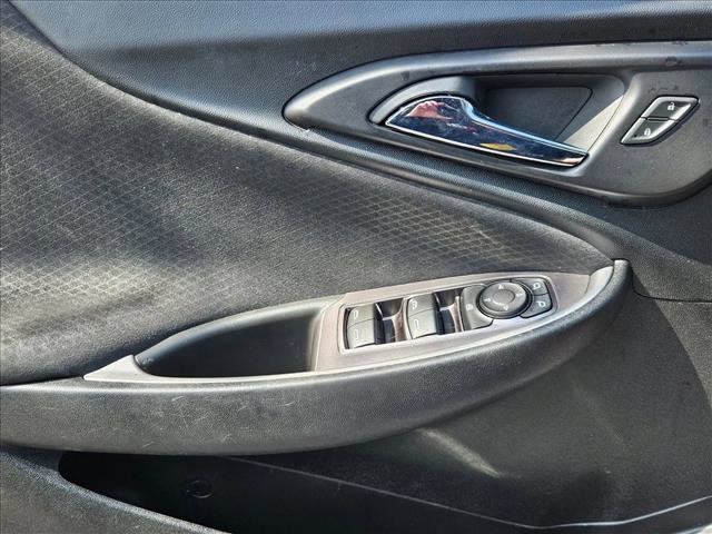 Used 2022 Chevrolet Malibu LT image 4