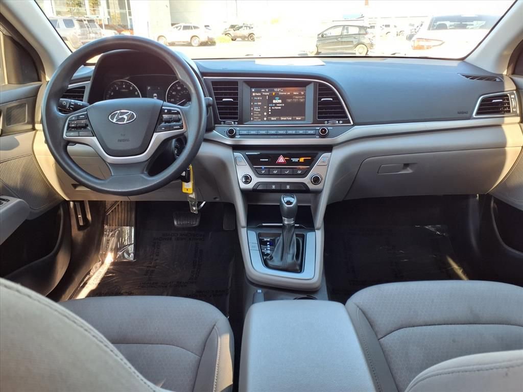 Used 2018 Hyundai Elantra SEL image 2