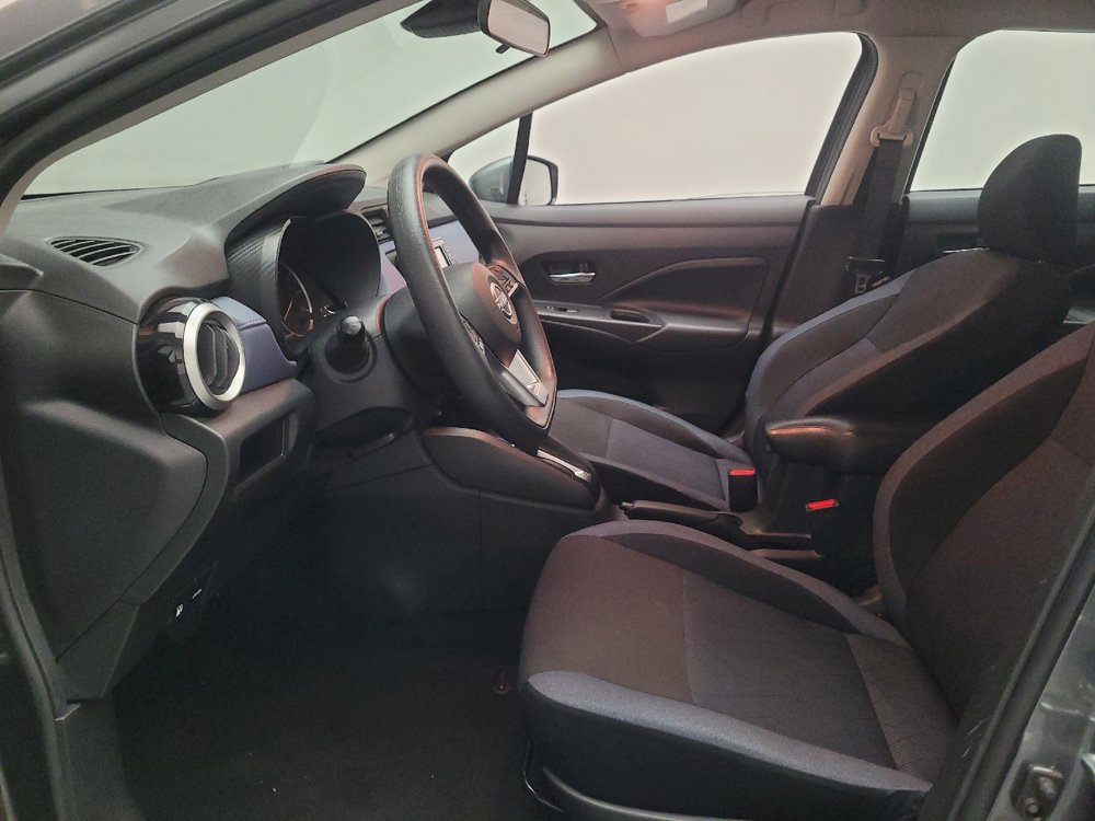 Used 2024 Nissan Versa SV FWD image 17