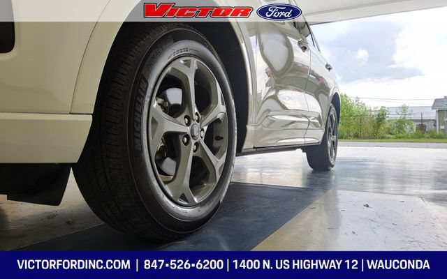 Used 2024 Ford Escape ST-Line w/ Tech Pack #1 AWD/4WD image 6
