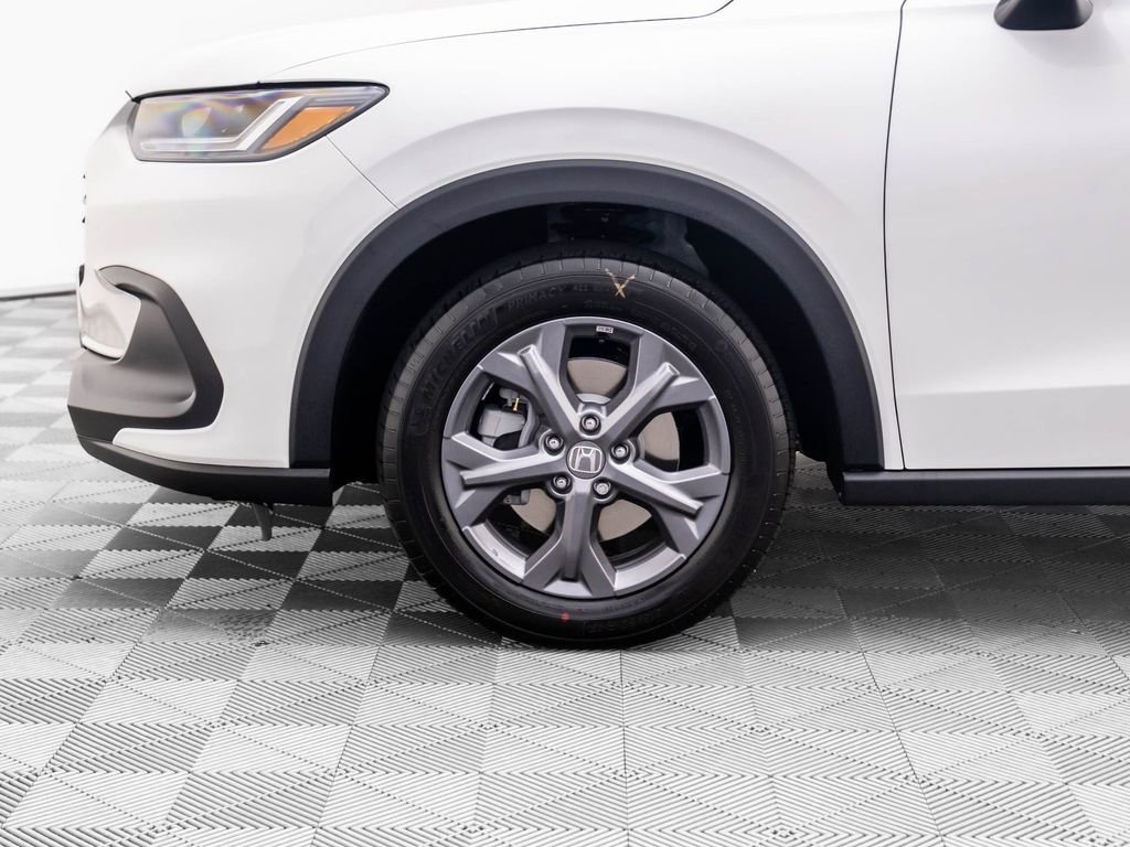 Certified 2026 Honda HR-V LX image 33