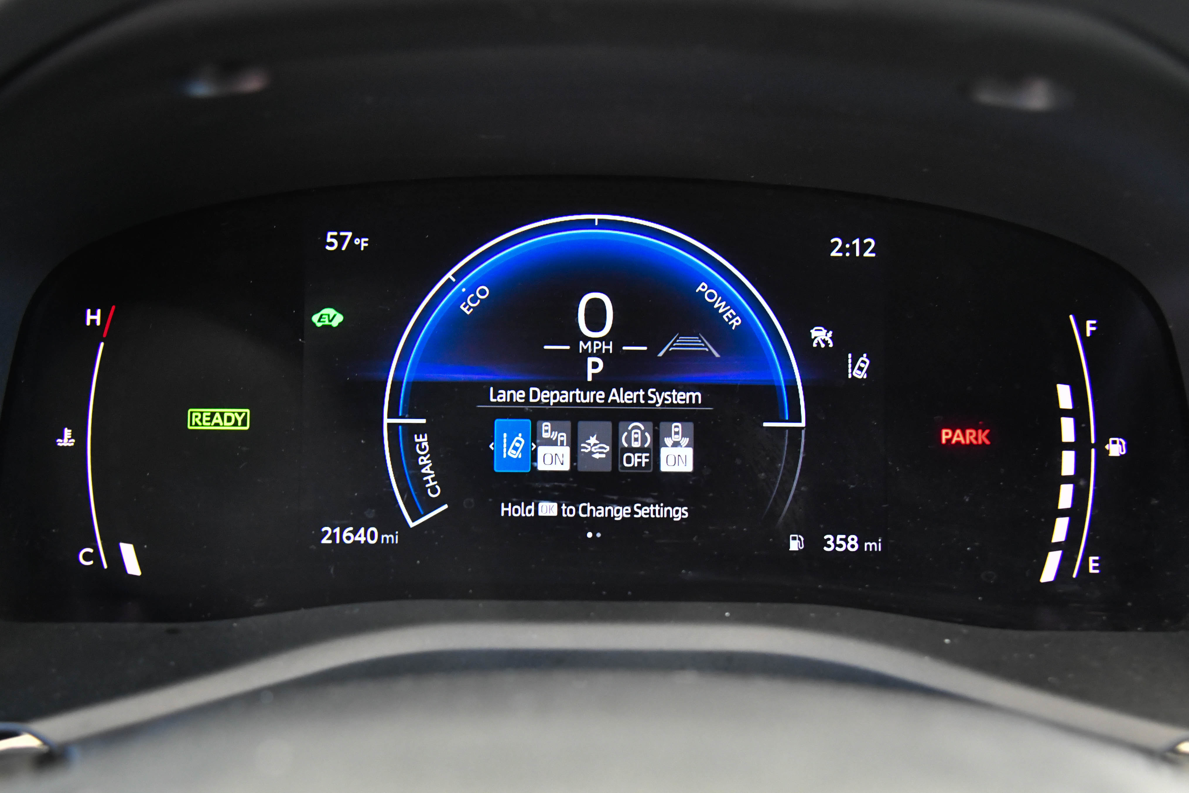 Used 2025 Toyota Camry LE image 30