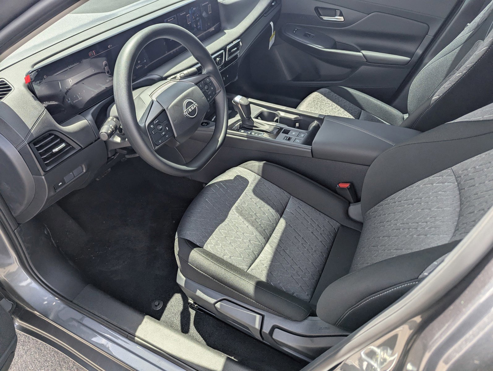 New 2026 Nissan Sentra SV w/ Floor Mat Package FWD image 10