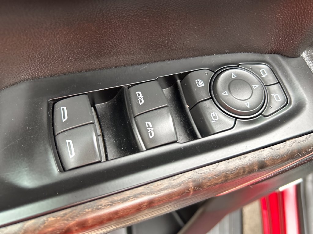 Used 2019 GMC Sierra 1500 Denali w/ Denali Ultimate Package AWD/4WD image 22