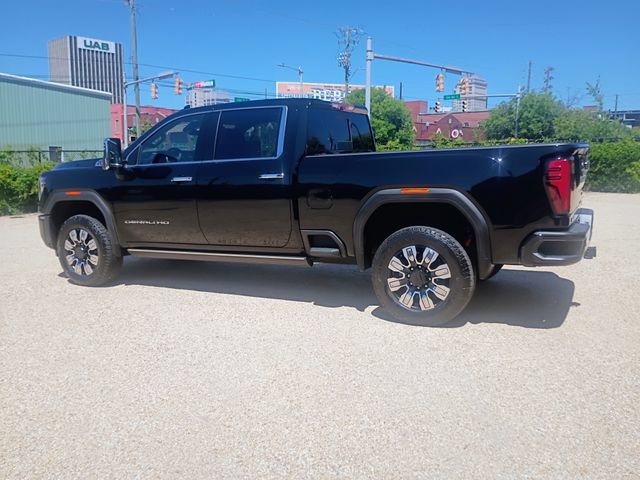 Used 2024 GMC Sierra 2500 Denali w/ Denali Reserve Package AWD/4WD image 7