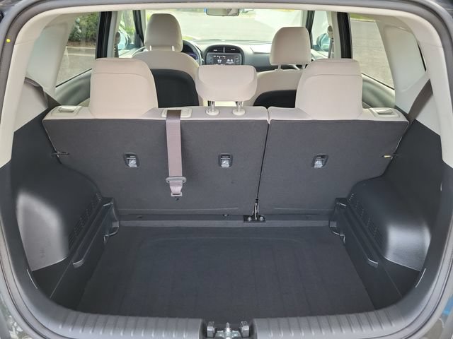 Used 2025 Kia Soul LX FWD image 11