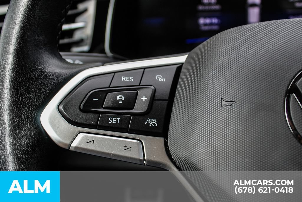 Used 2025 Volkswagen Jetta Sport FWD image 24