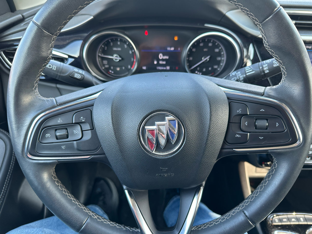 Used 2023 Buick Encore GX Preferred w/ Cold Weather Comfort Package image 17