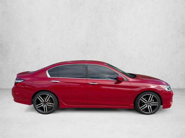 Used 2016 Honda Accord Sport image 4