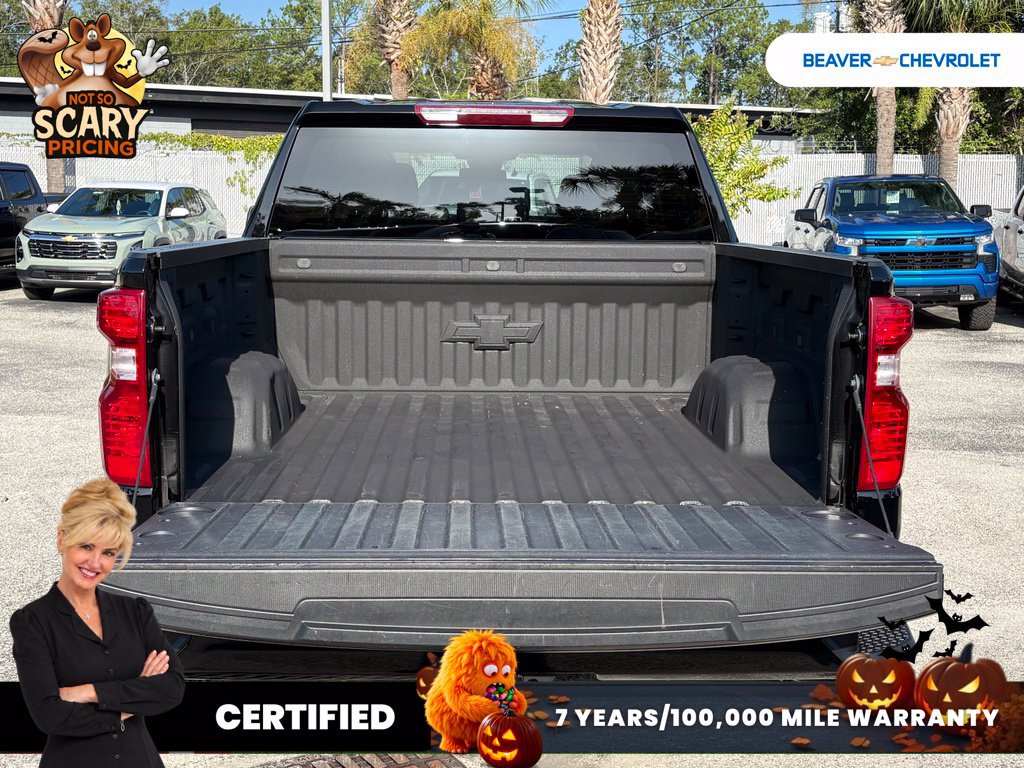 Used 2025 Chevrolet Silverado 1500 Custom Trail Boss w/ Dark Appearance Package AWD/4WD image 11