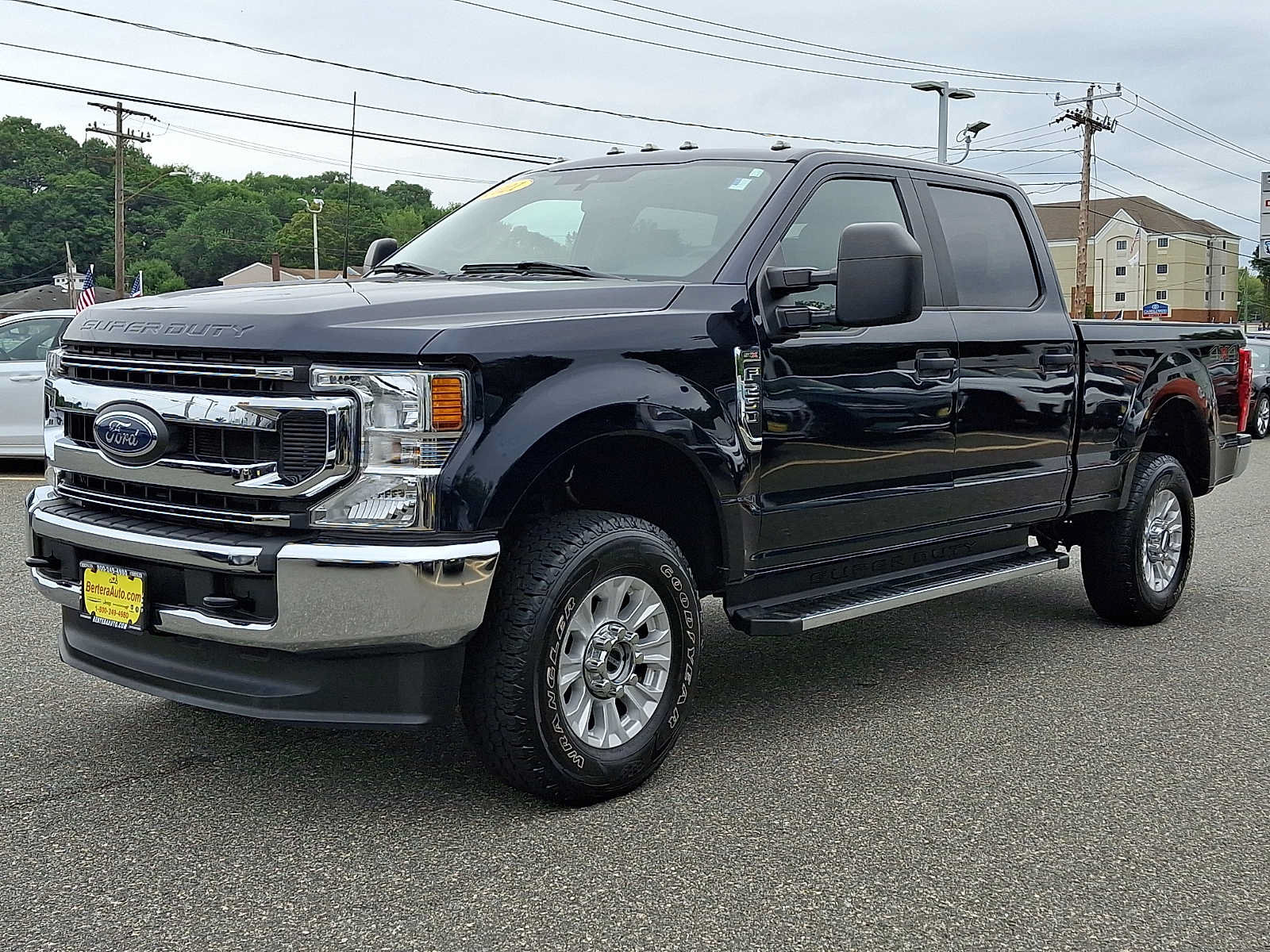 Used 2021 Ford F250 XL w/ STX Appearance Package AWD/4WD image 3