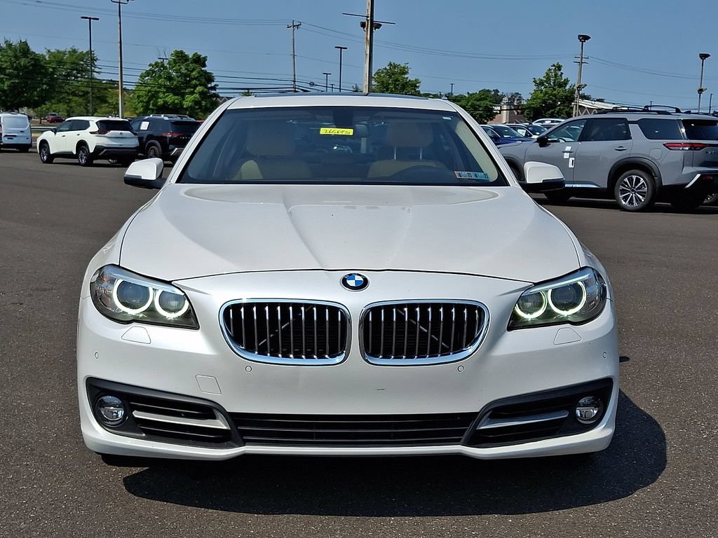 Used 2016 BMW 528i xDrive Sedan AWD/4WD image 2