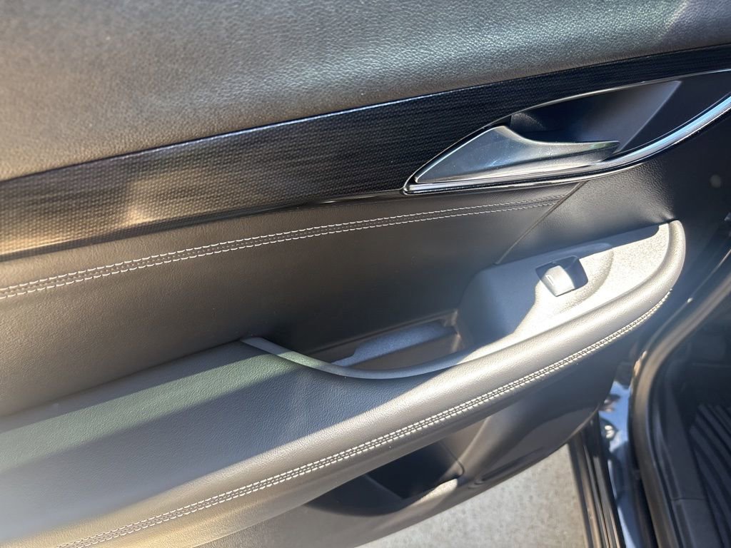 Used 2022 Buick Envision Preferred FWD image 39