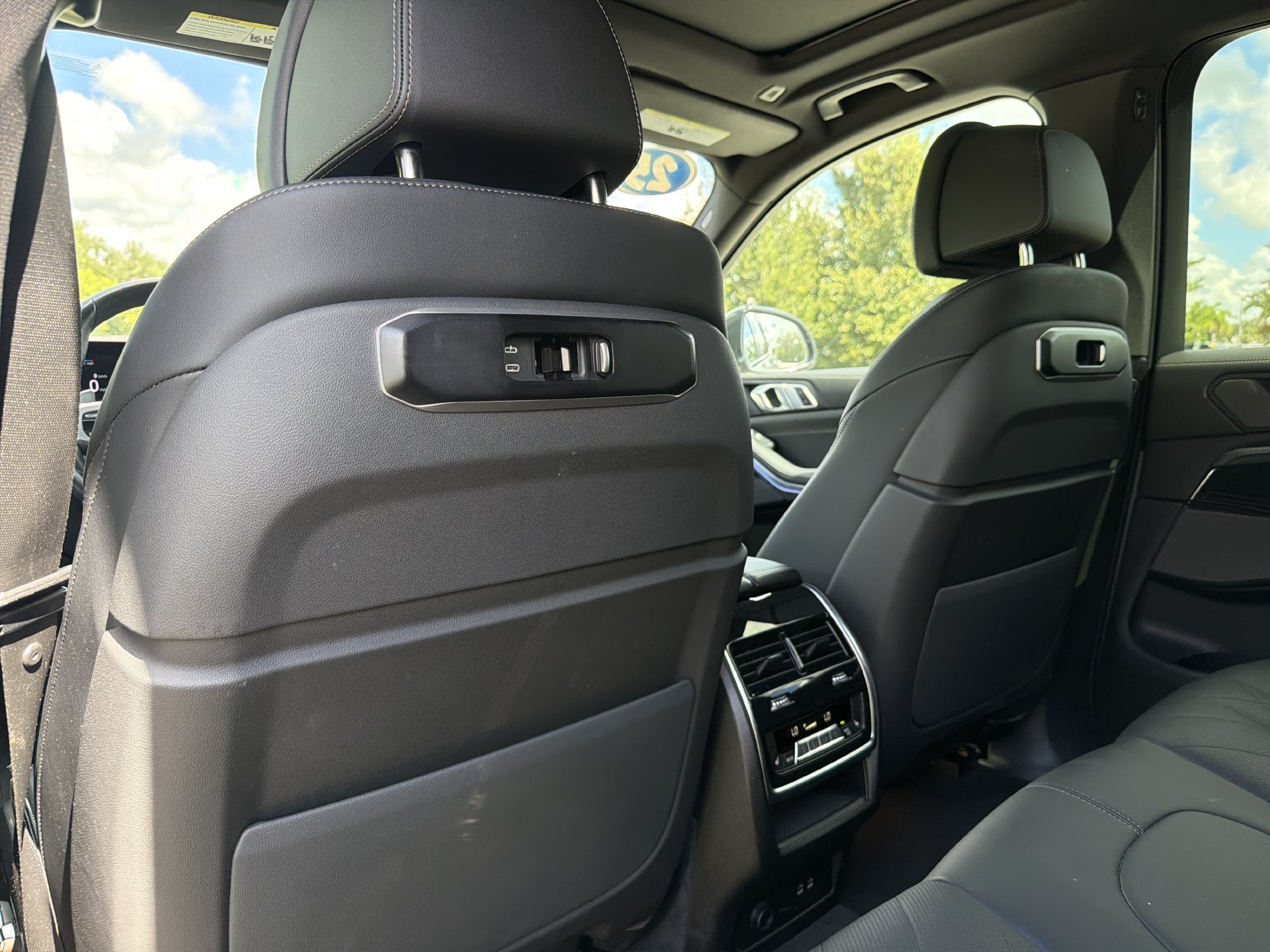 Used 2025 BMW X5 xDrive40i AWD/4WD image 21
