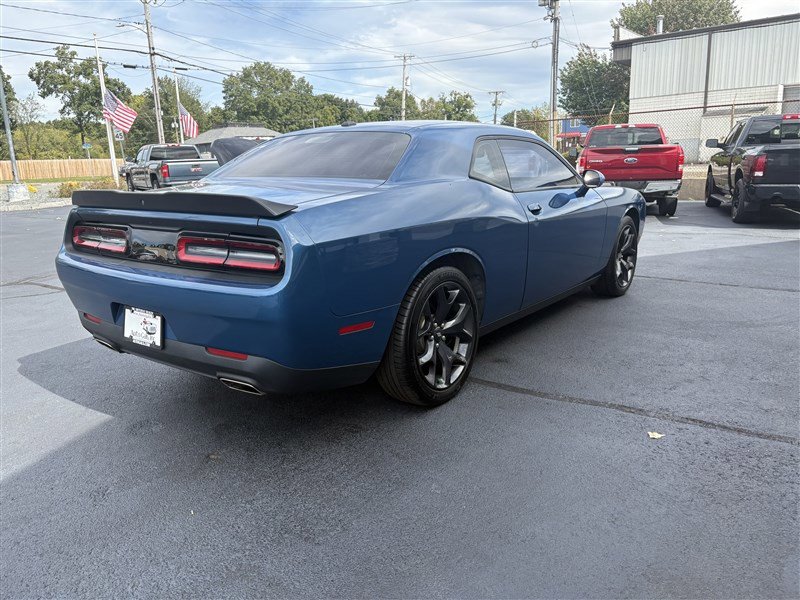 Used 2020 Dodge Challenger SXT w/ Blacktop Package image 5