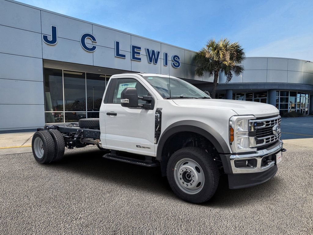 Used 2025 Ford F550 4x4 Regular Cab Super Duty 360° Tour