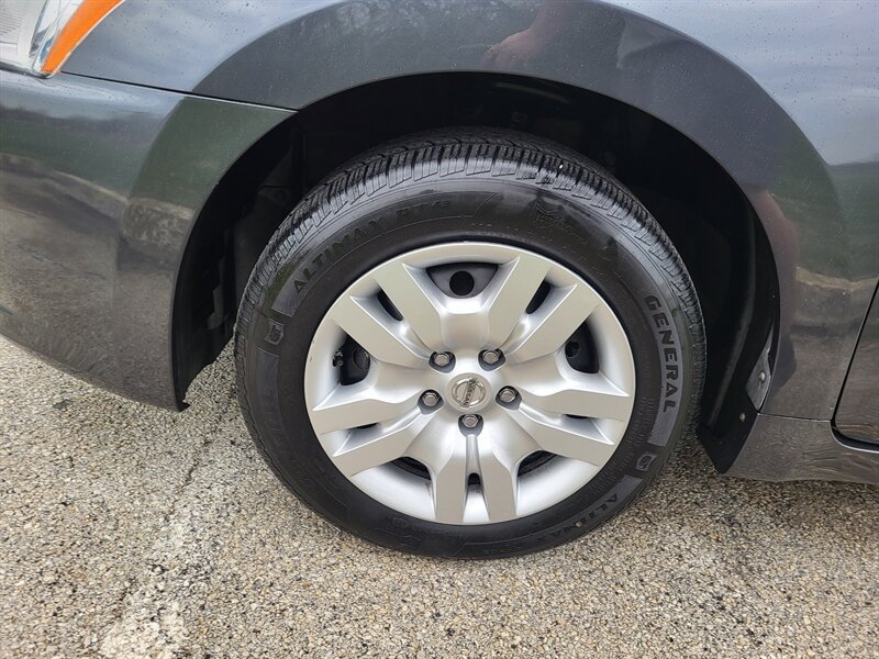 Used 2012 Nissan Altima 2.5 S FWD image 28