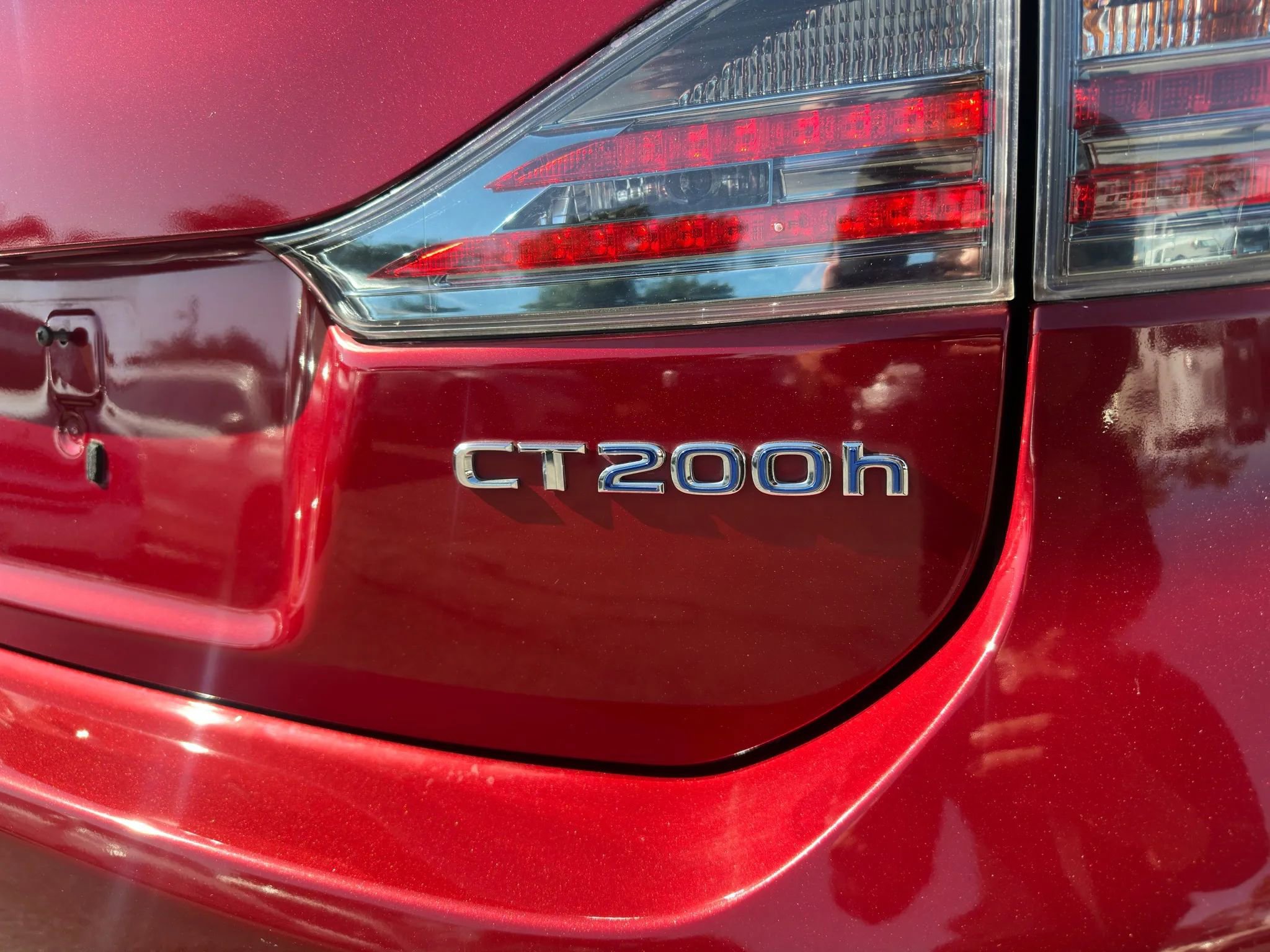 Used 2013 Lexus CT 200h w/ Premium Pkg w/Navigation FWD image 34