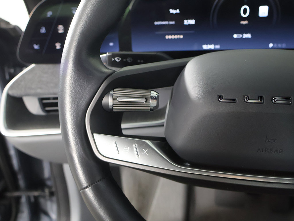Used 2023 Lucid Air Pure AWD/4WD image 37