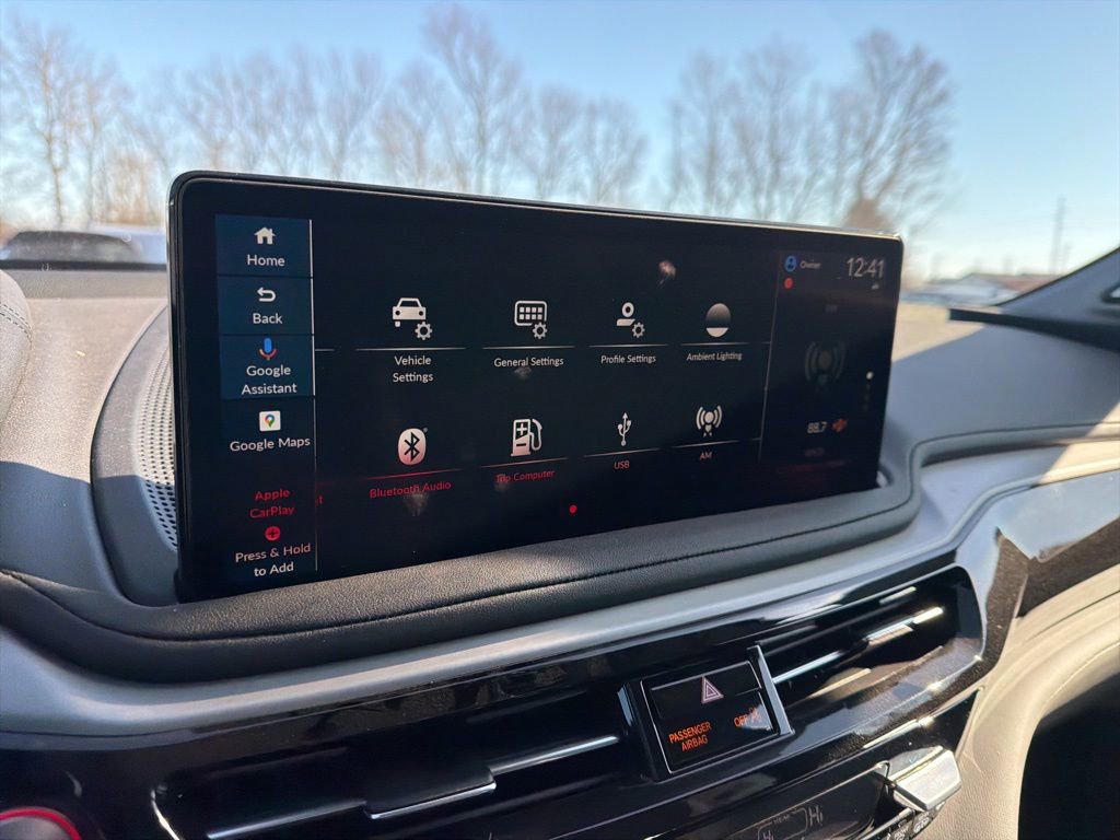 Used 2025 Acura MDX w/ Technology Package image 34