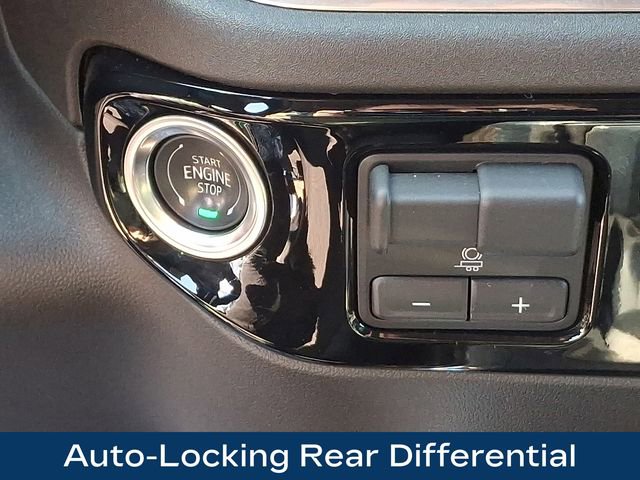 Used 2025 Chevrolet Silverado 1500 RST image 17
