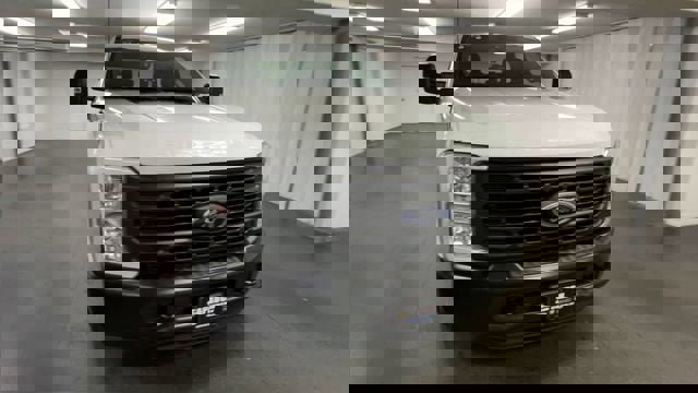 Used 2024 Ford F350 XL image 3