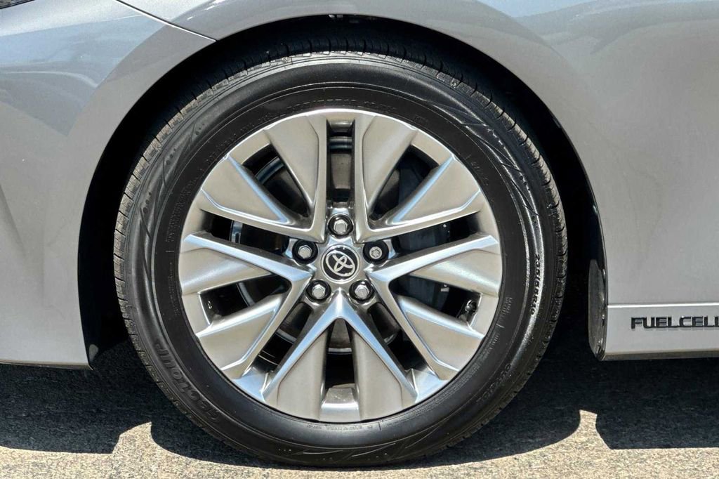 Used 2021 Toyota Mirai XLE w/ Advanced Technology Package image 30