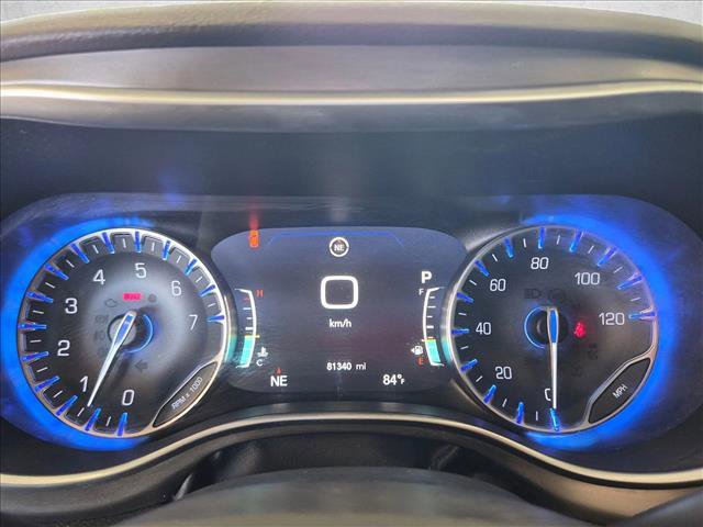 Used 2019 Chrysler Pacifica Limited FWD image 9